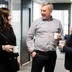 Geir, karolina, daria kaffimaskin